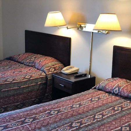 Westwind Motor Inn Drayton Valley ภายนอก รูปภาพ