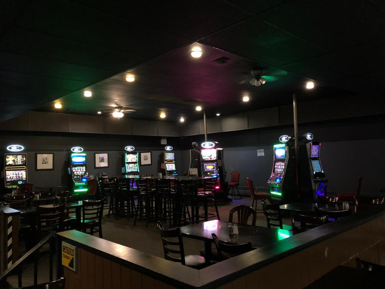 Westwind Motor Inn Drayton Valley ภายนอก รูปภาพ